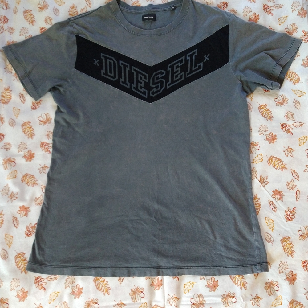 Men's Graphic Tee
